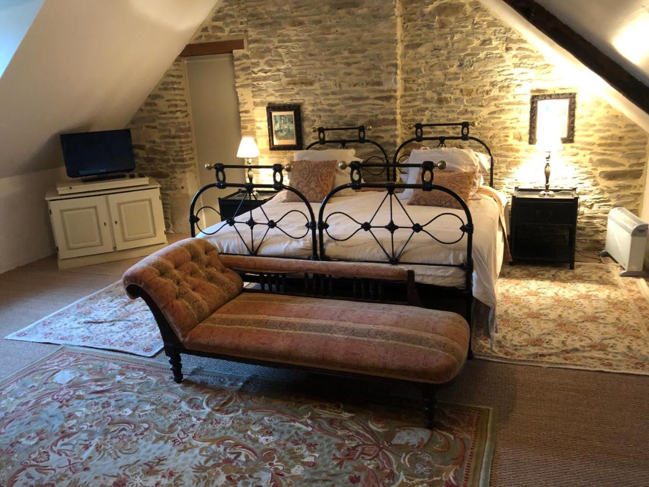 Hotel Manoir De La Riviere Saint-Louet-sur-Seulles Exterior foto